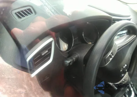 2015 Nissan Rogue S из США, поврежденный, VIN 5N1AT2MT7FC788788